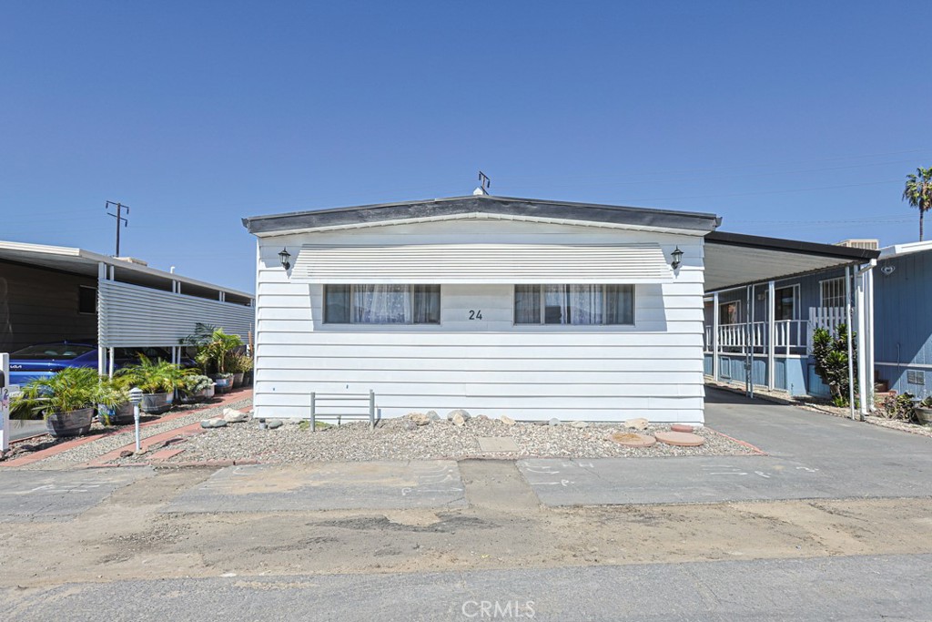 15621 Beach 24, Westminster CA 92683 - photo 2