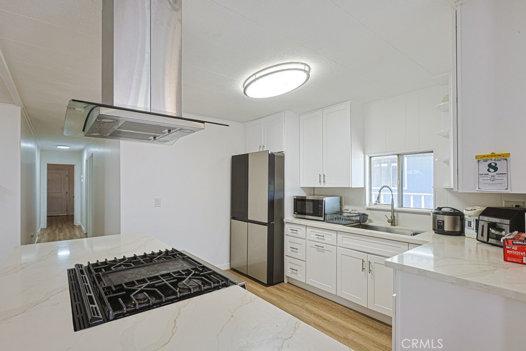 15621 Beach 24, Westminster CA 92683 - photo 17