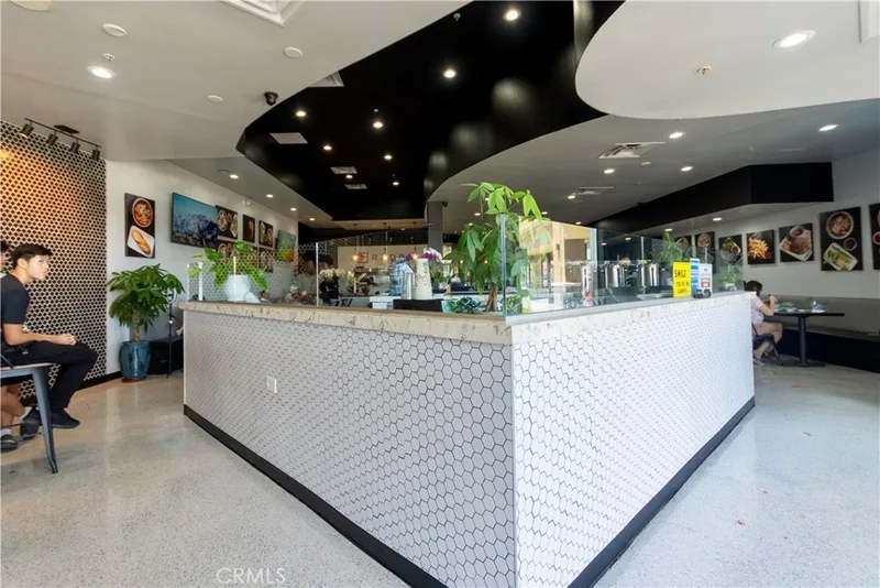 16334 Beach Blvd, Westminster, CA 92683