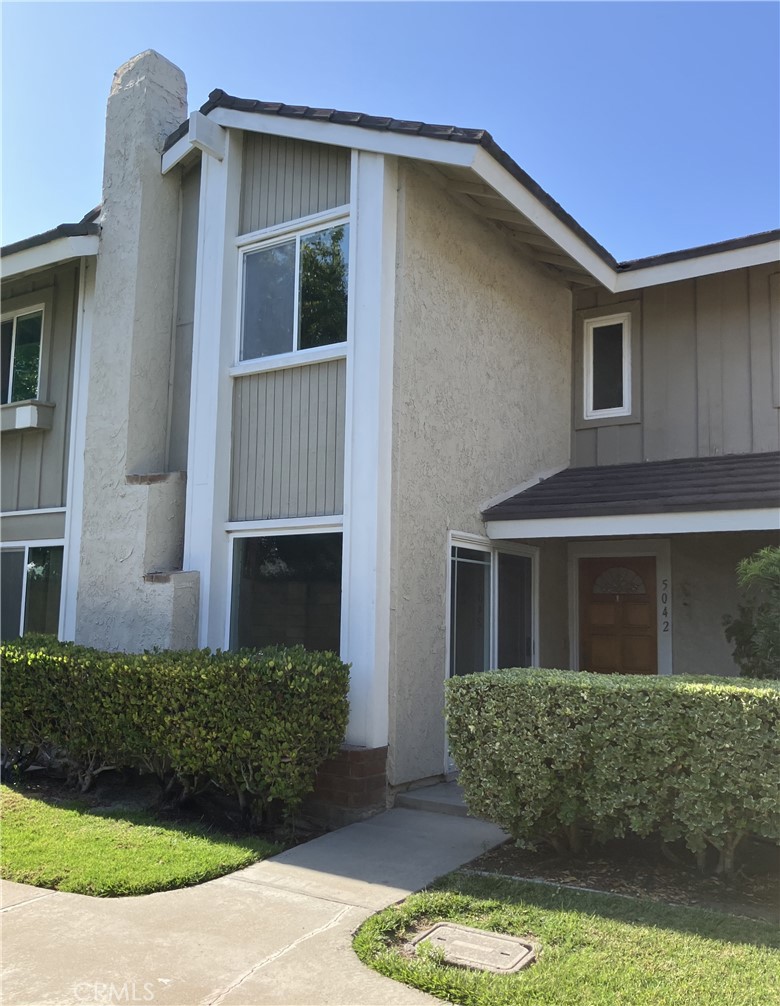 5042 Hampton Court, Westminster CA 92683 - photo 1