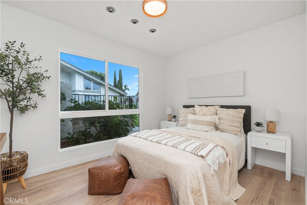 Second bedroom - 5171 Blackpool Road, Westminster CA 92683 - photo 33
