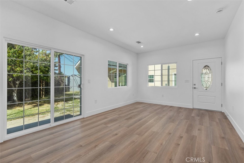 5224 Auburn Cir, Westminster CA 92683 - photo 6