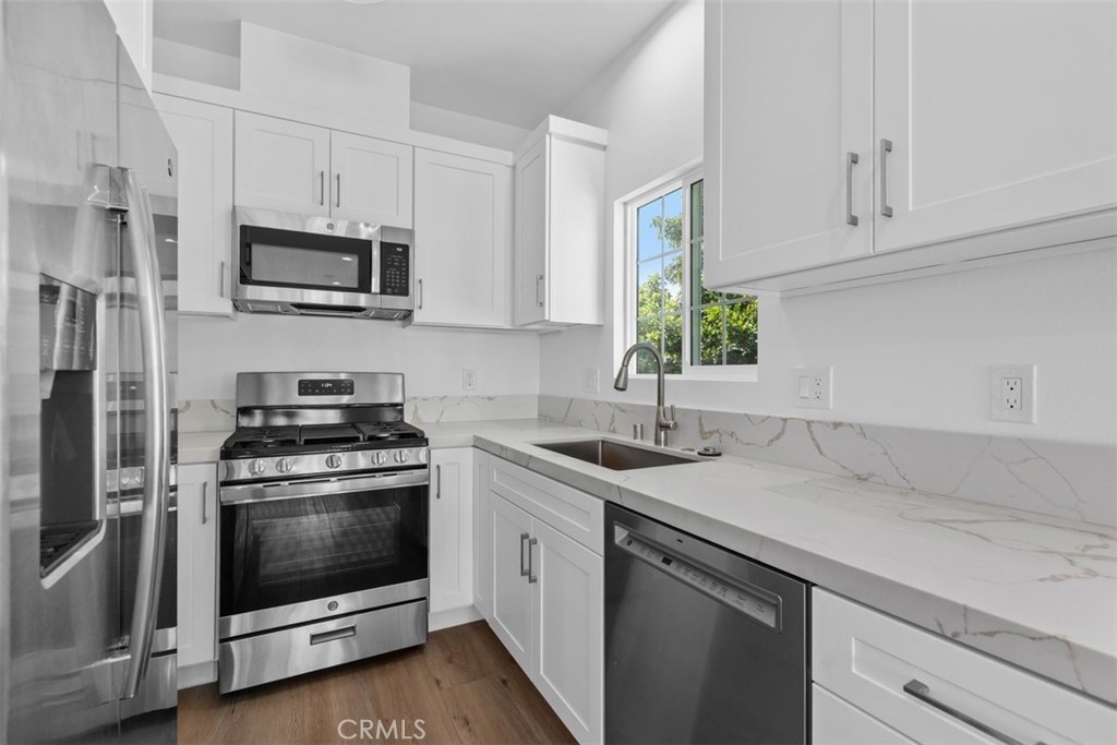 5224 Auburn Cir, Westminster CA 92683 - photo 7