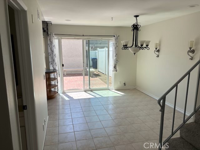 Great dining area - 5281 Charing Cross Road, Westminster CA 92683 - photo 5