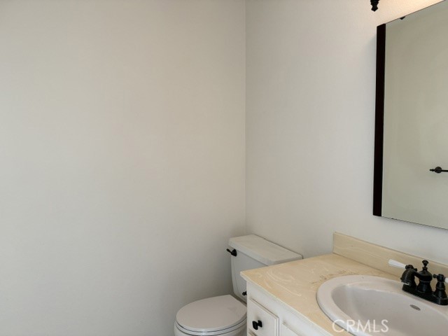 1st floor bathroom - 5281 Charing Cross Road, Westminster CA 92683 - photo 7