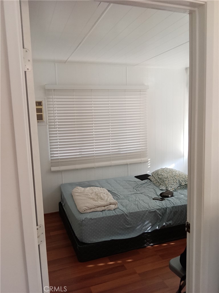 Bedroom - 5772 Garden Grove Boulevard 222, Westminster CA 92683 - photo 6