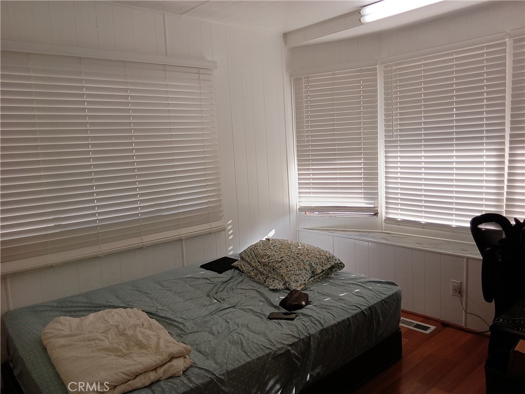 Bedroom - 5772 Garden Grove Boulevard 222, Westminster CA 92683 - photo 8
