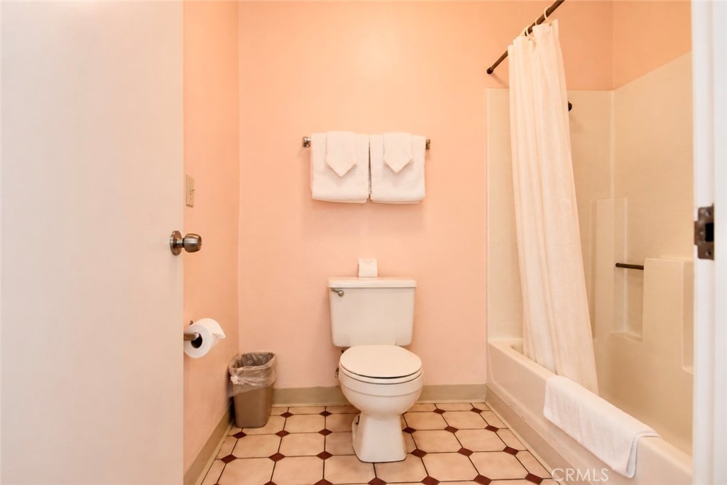 5921 WESTMINSTER BLVD, Westminster CA 92683 - photo 38