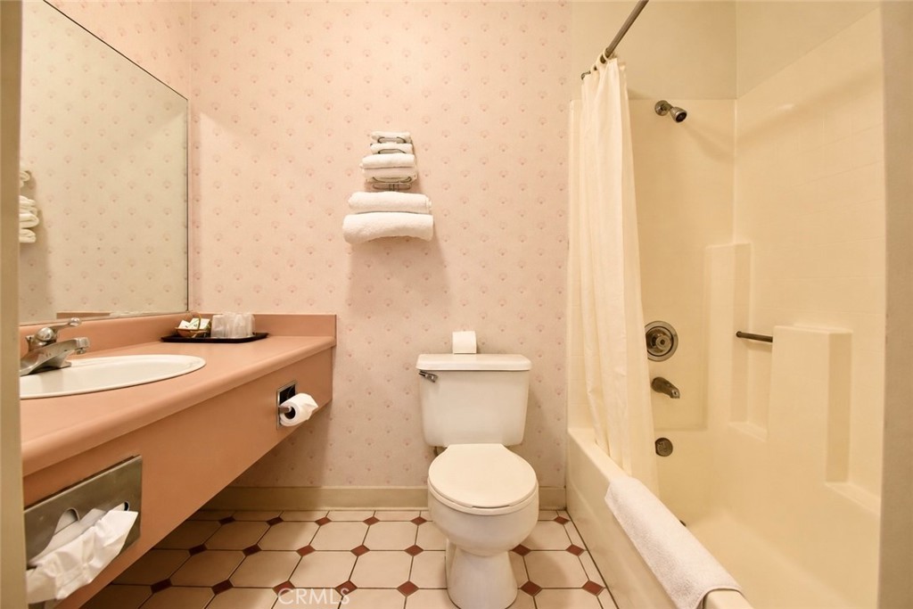 5921 WESTMINSTER BLVD, Westminster CA 92683 - photo 41