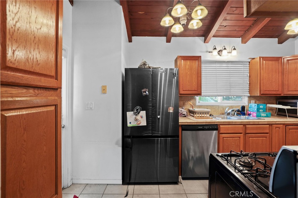 6131 Chinook, Westminster CA 92683 - photo 12