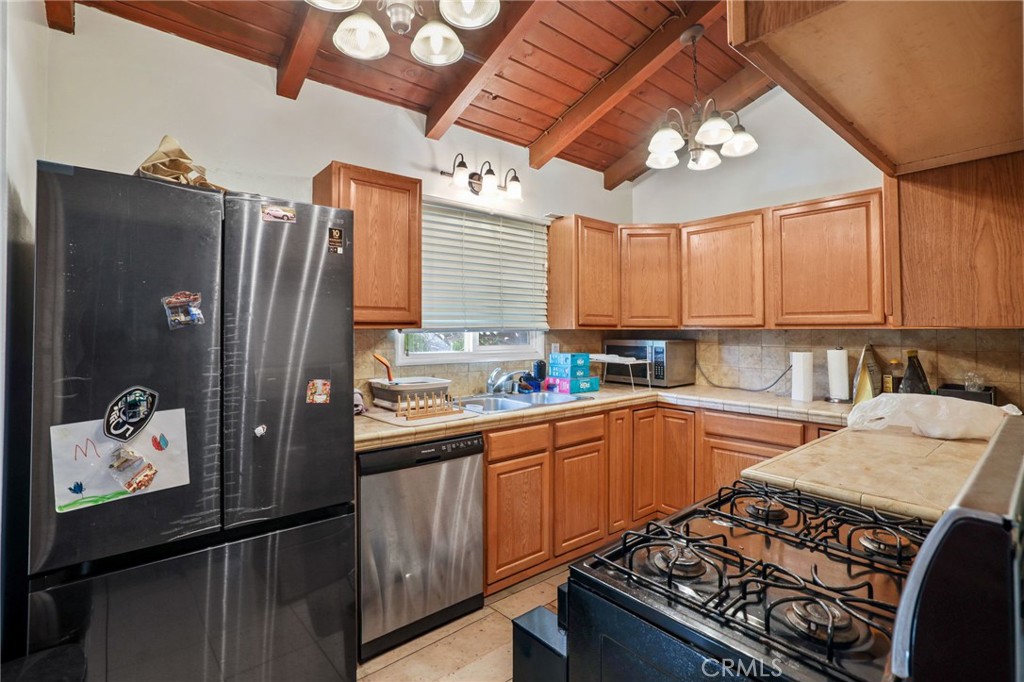 6131 Chinook, Westminster CA 92683 - photo 13