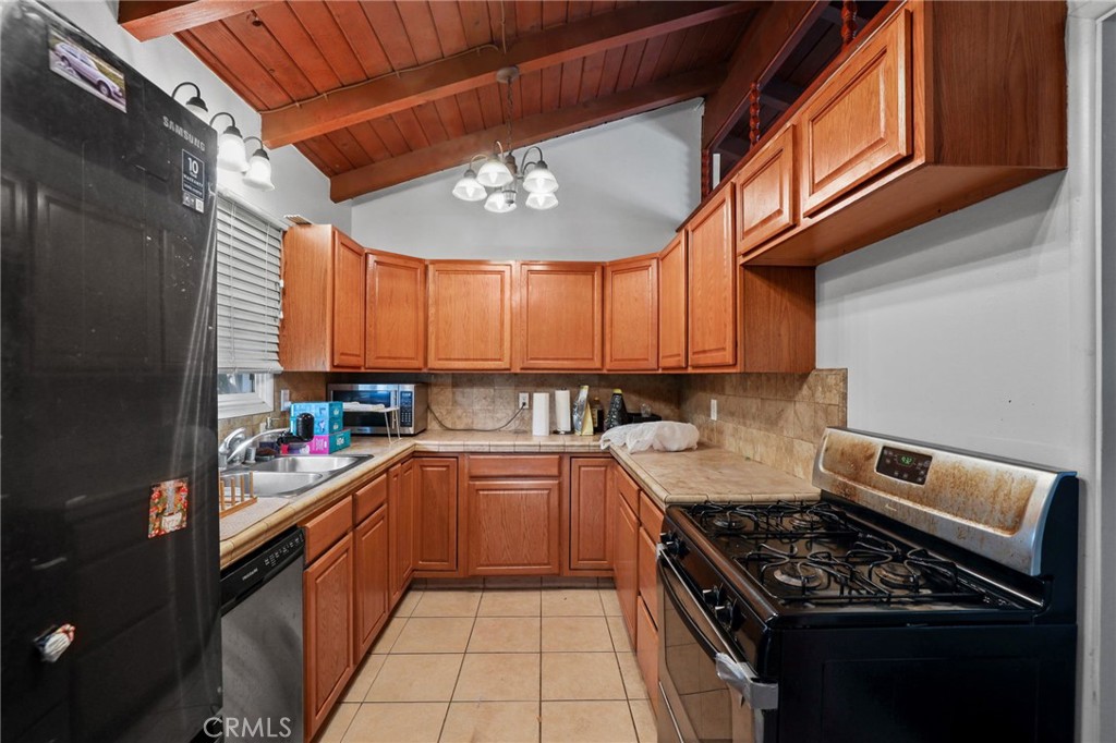 6131 Chinook, Westminster CA 92683 - photo 14