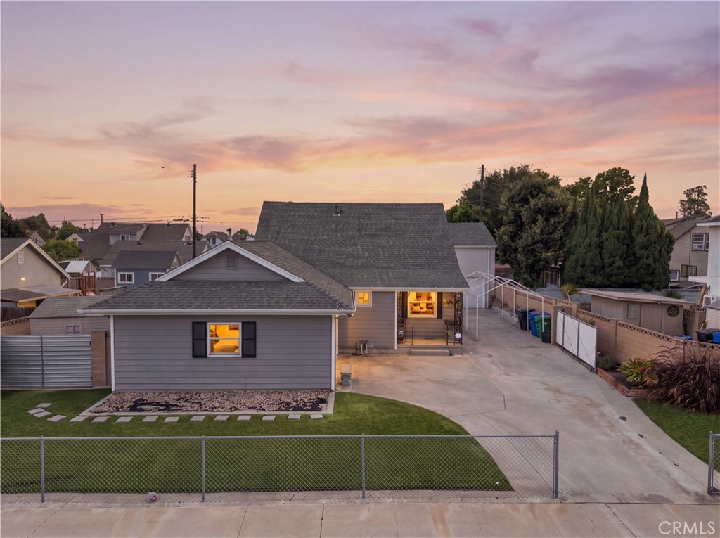 4 bed 2 bath with bonus room - 6242 Cherokee Drive, Westminster CA 92683 - photo 1