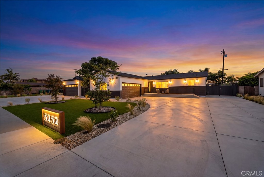 6262 Chinook, Westminster CA 92683 - photo 1