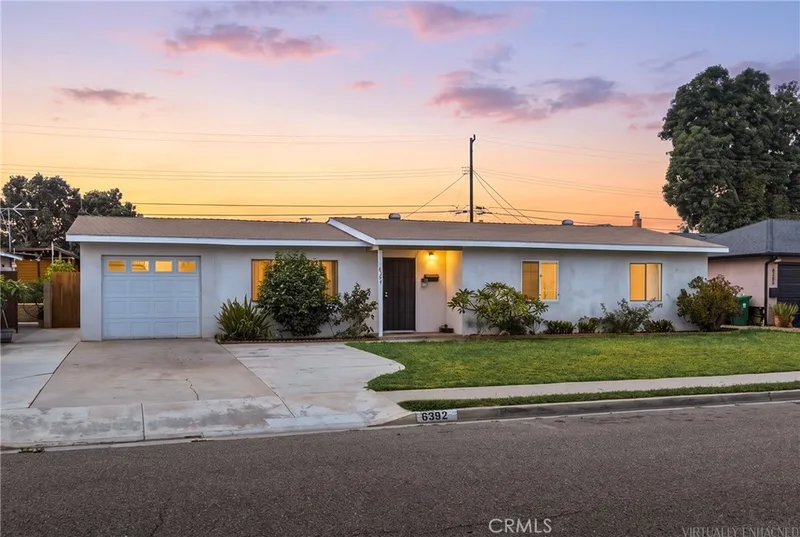 6392 Cayuga, Westminster