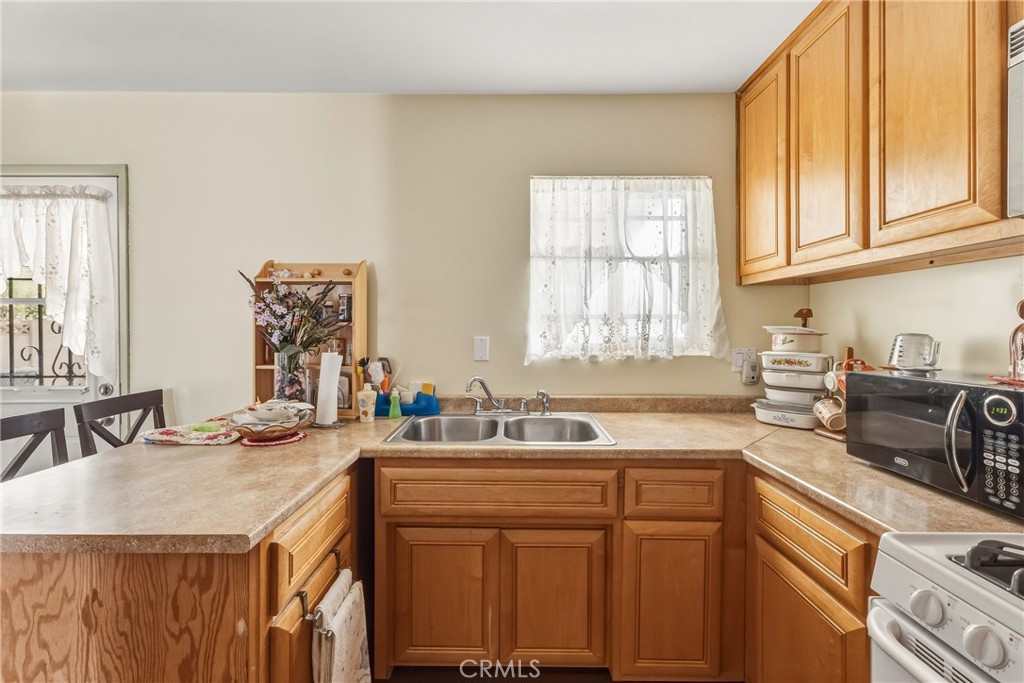 6392 Cayuga, Westminster CA 92683 - photo 13
