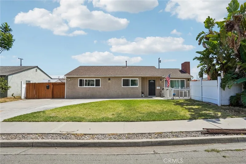 6412 Shawnee, Westminster, CA 92683