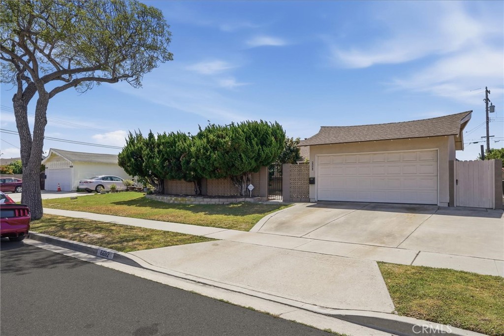 WELCOME HOME - 6692 Sutton, Westminster CA 92683 - photo 1