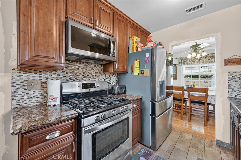 6821 Santee, Westminster CA 92683 - photo 10