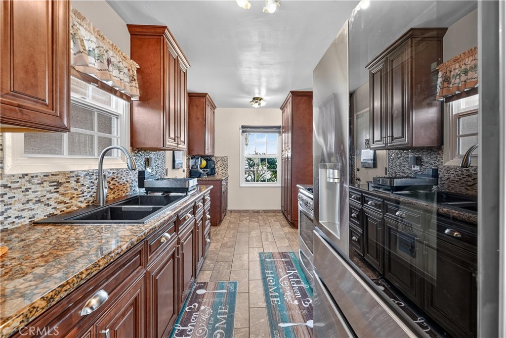 6821 Santee, Westminster CA 92683 - photo 11