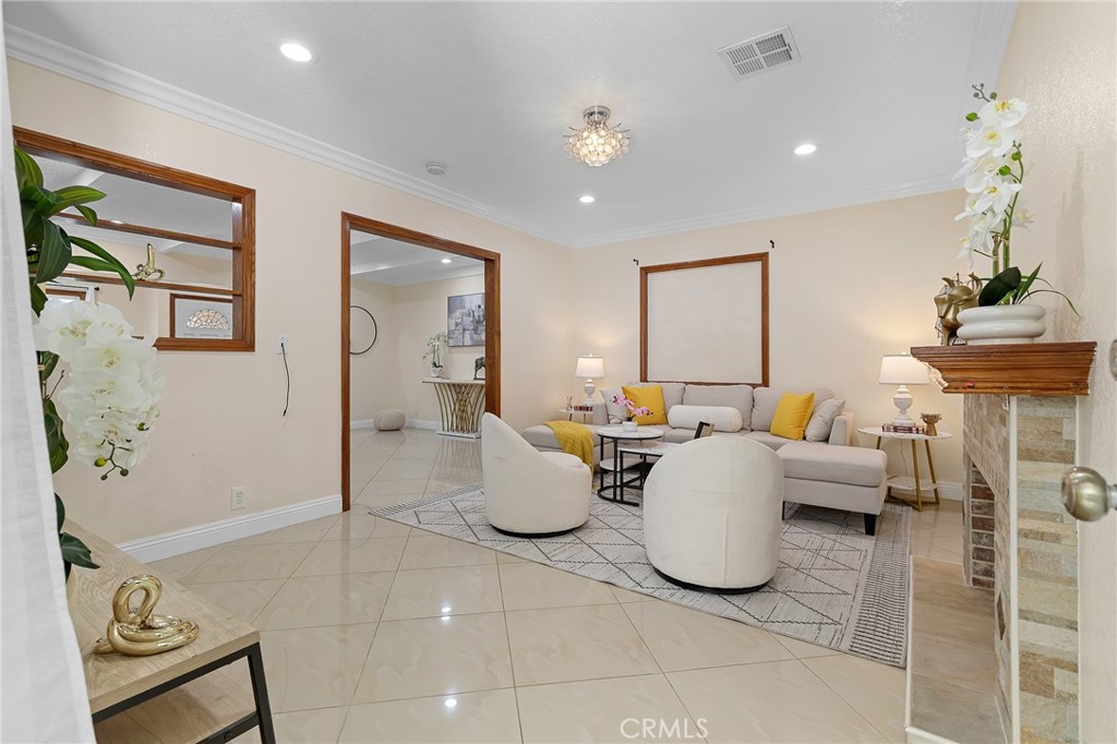 Welcome home! - 6862 Sowell Ave, Westminster CA 92683 - photo 1