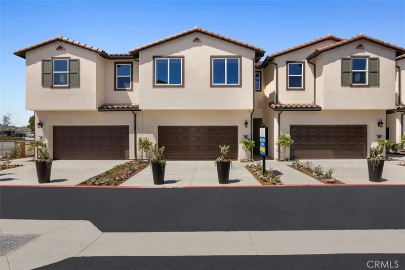7027 Solara, Westminster, CA 92683