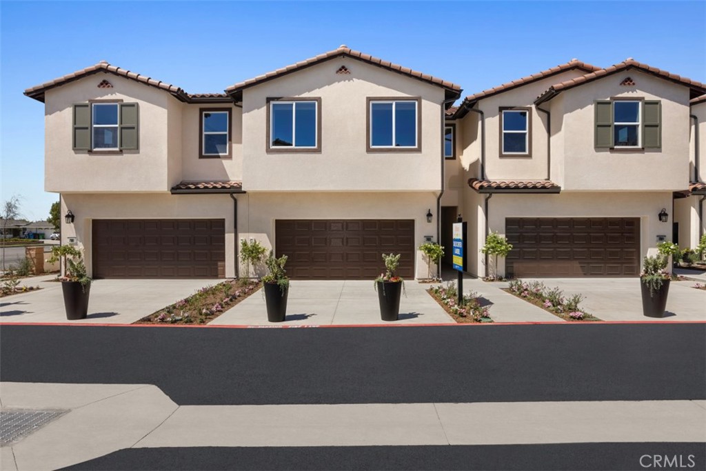 7027 Solara, Westminster CA 92683 - photo 1
