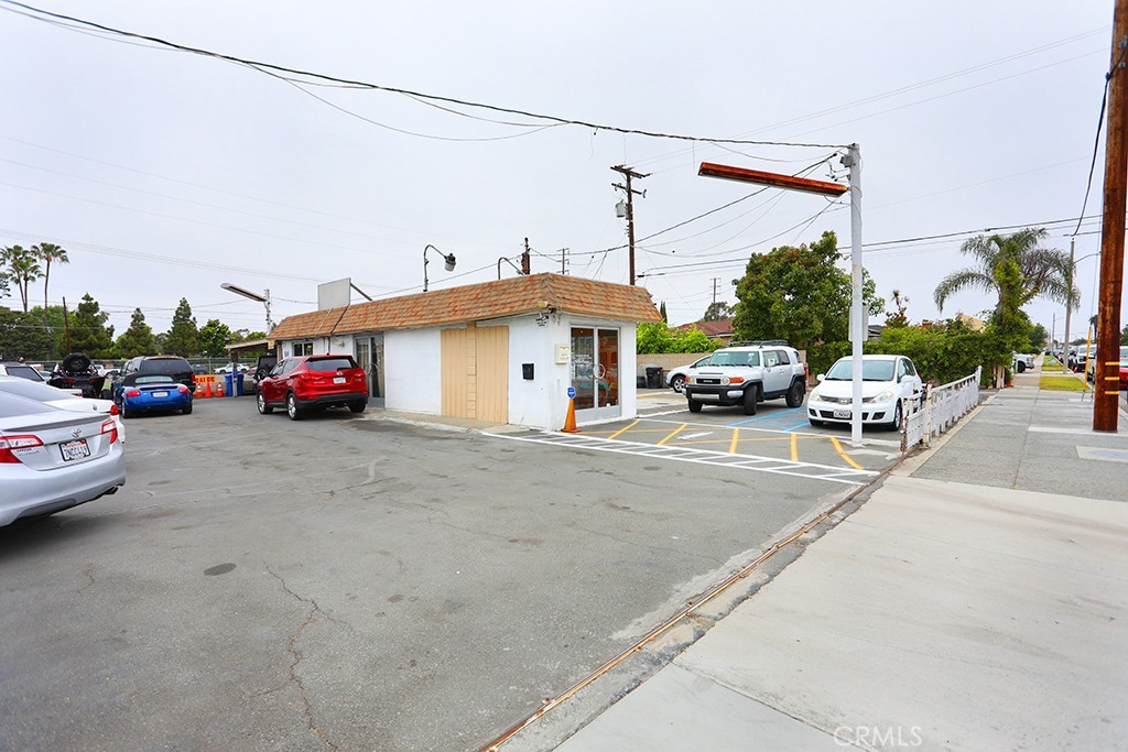 8041 Bolsa, Westminster CA 92683 - photo 2