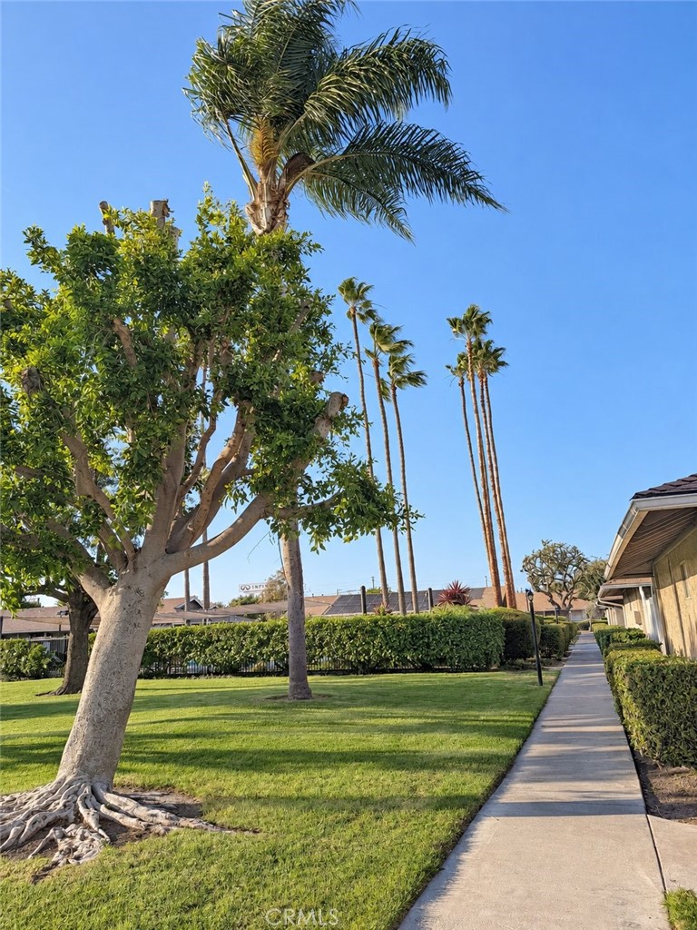 8093 Worthy Drive, Westminster CA 92683 - photo 9