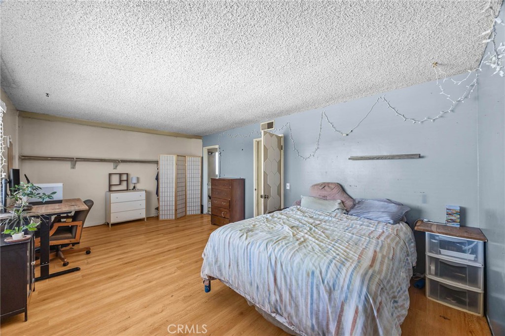 Primary Bedroom - 8441 Tulipwood Circle, Westminster CA 92683 - photo 22