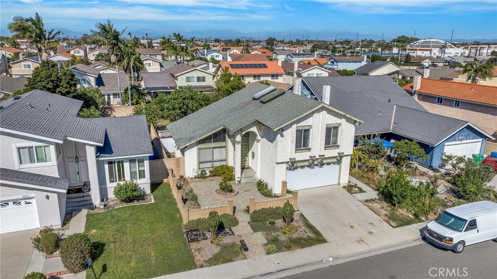 Front of house - 8441 Tulipwood Circle, Westminster CA 92683 - photo 35