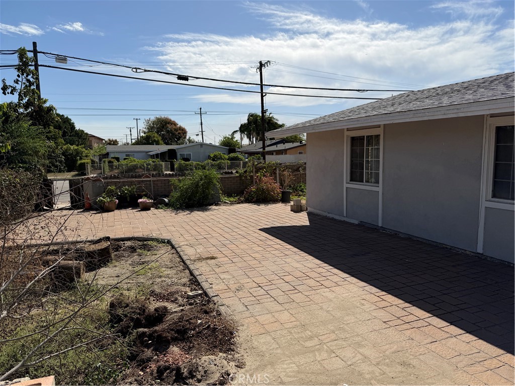 8681 Hazard, Westminster CA 92683 - photo 2