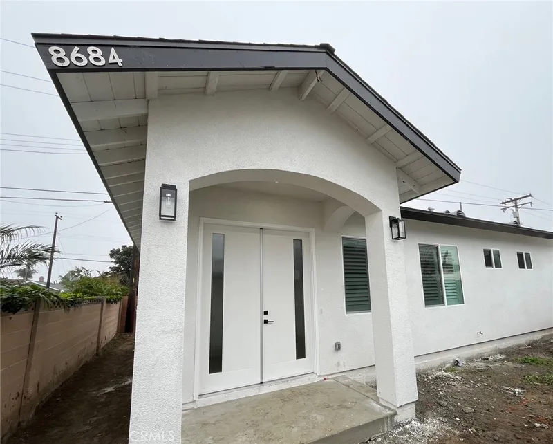8684 Oasis Ave., Westminster, CA 92863