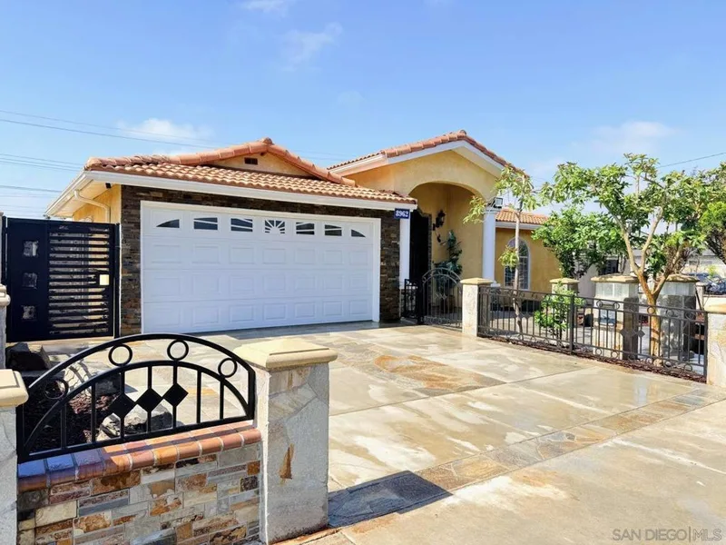 8962 Elvira, Westminster, CA 92683