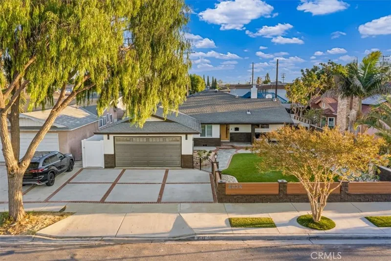 9532 Bird Avenue, Westminster