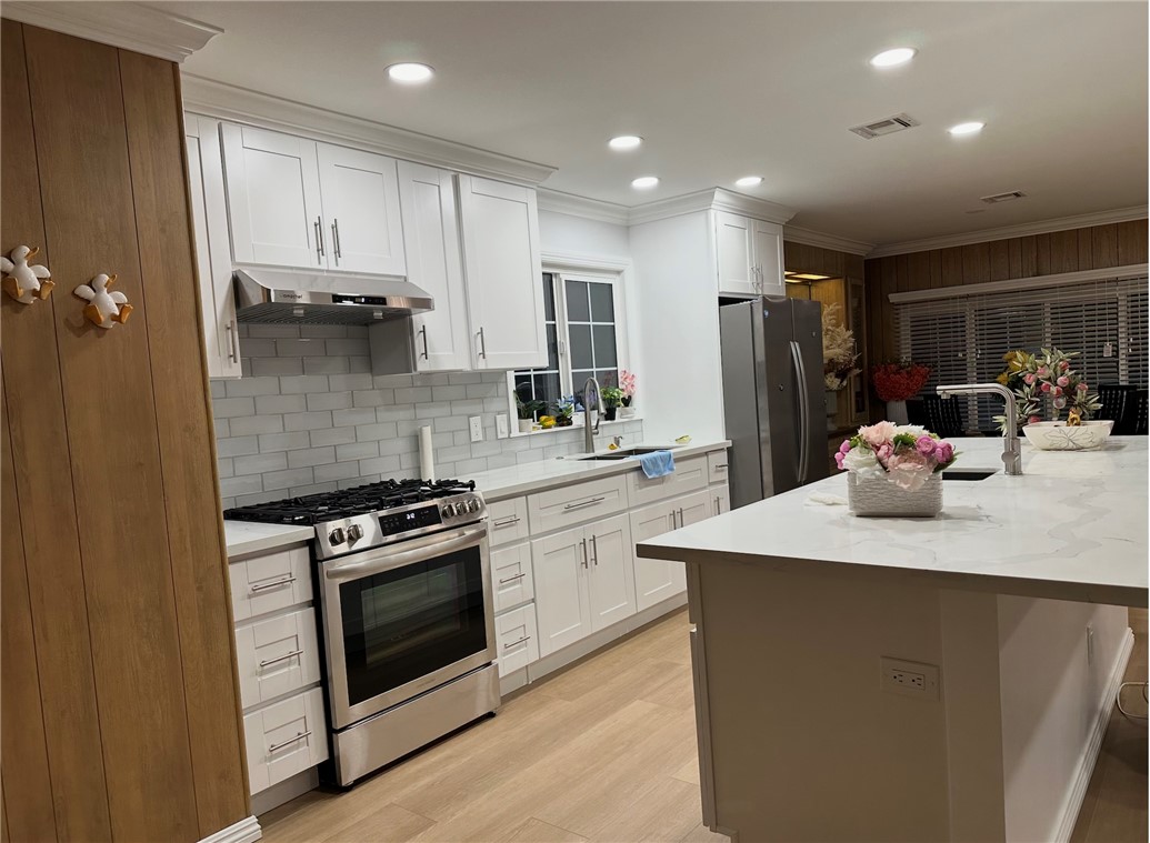 9800 Bolsa Avenue 60, Westminster CA 92683 - photo 7