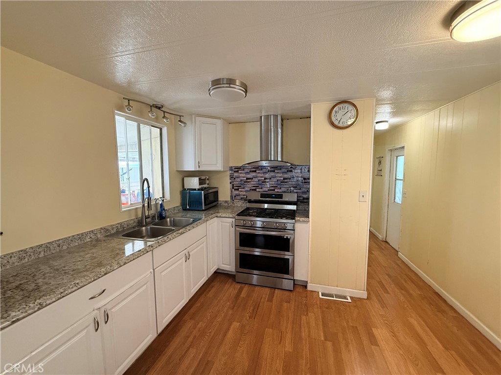 9851 BOLSA AVE 83, Westminster CA 92683 - photo 4