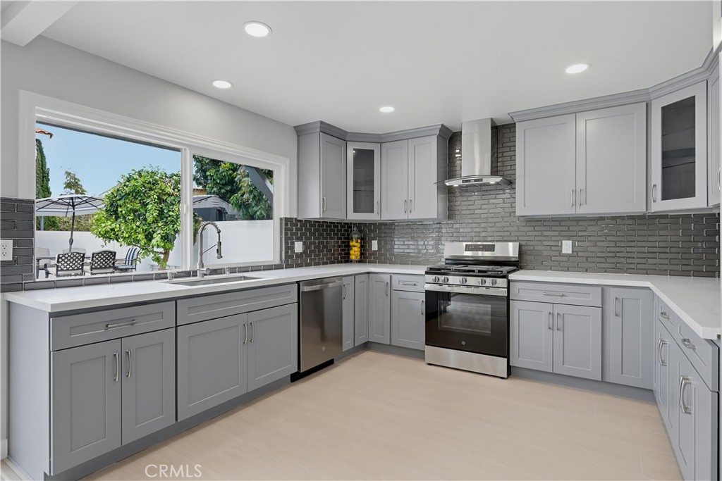 9911 Westhaven Circle, Westminster CA 92683 - photo 12