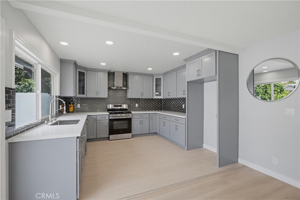 9911 Westhaven Circle, Westminster CA 92683 - photo 21