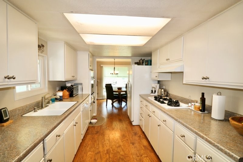 16742 Lake Knoll Lane 187, Yorba Linda CA 92886 - photo 26