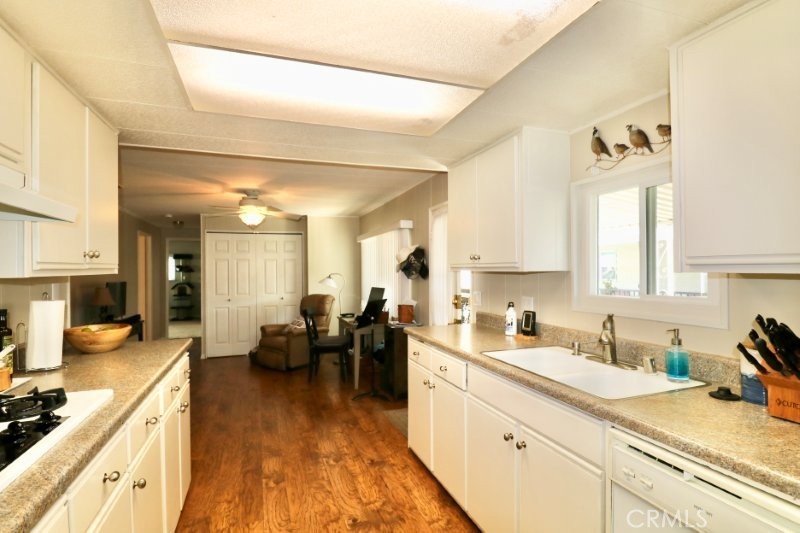 16742 Lake Knoll Lane 187, Yorba Linda CA 92886 - photo 29