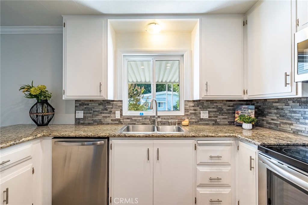 16757 Lake Terrace Way, Yorba Linda CA 92886 - photo 21
