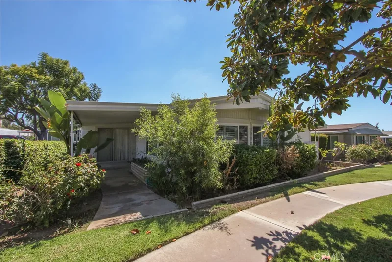 16959 Lake Park, Yorba Linda