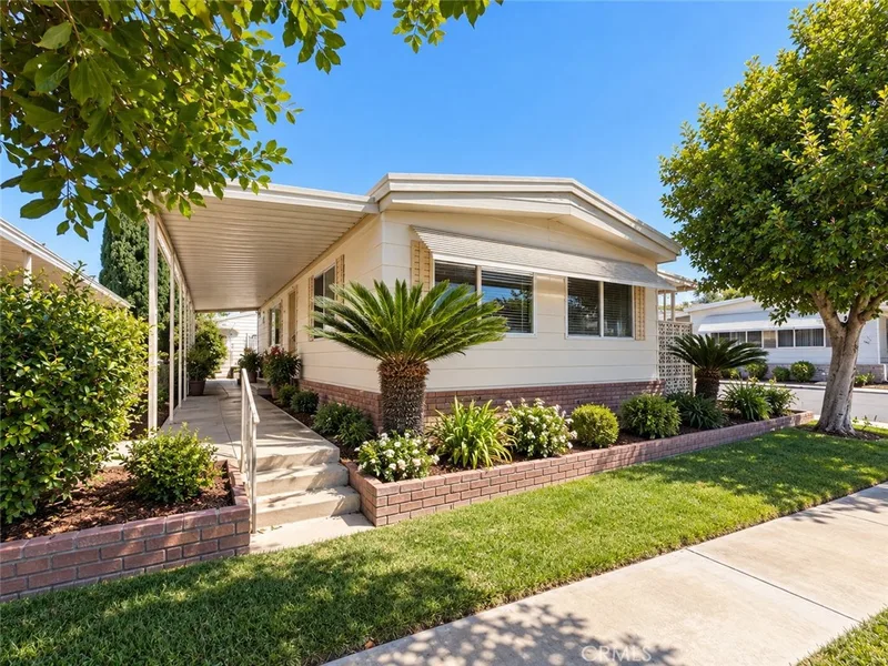 16966 Lake Knoll, Yorba Linda