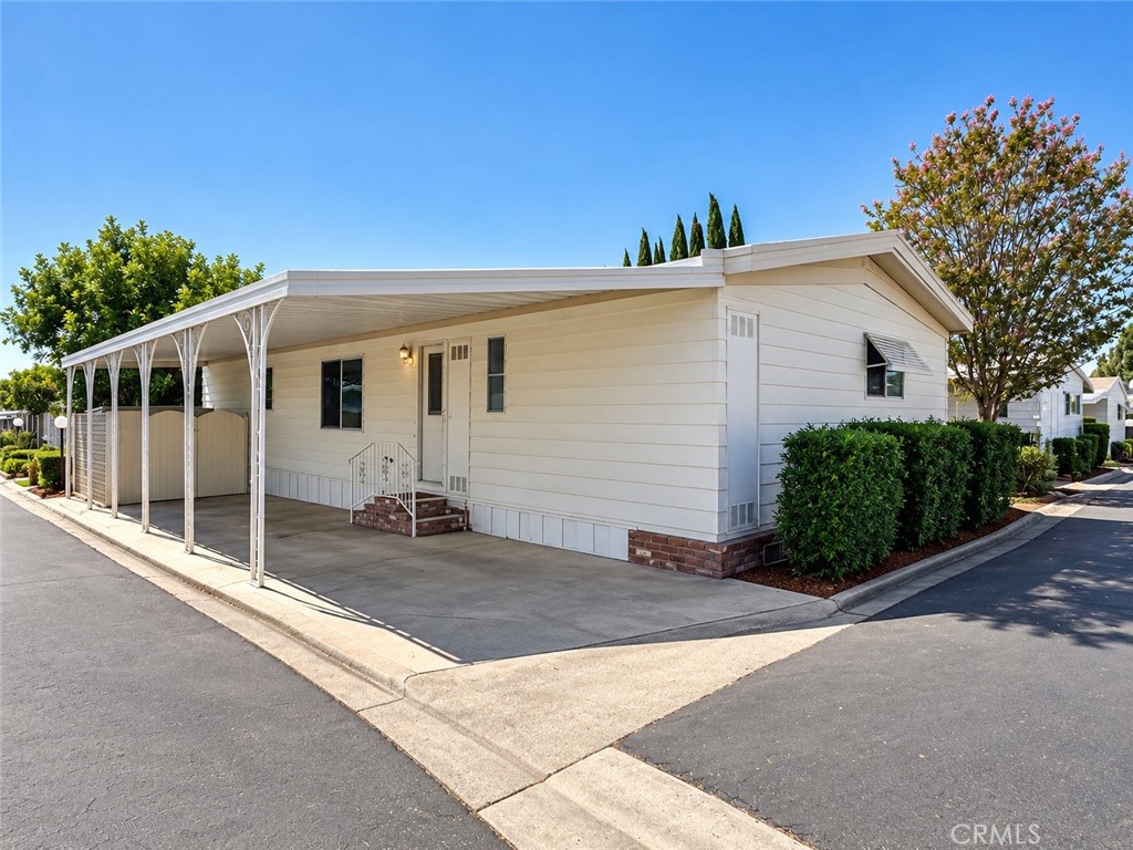 16966 Lake Knoll, Yorba Linda CA 92886 - photo 2