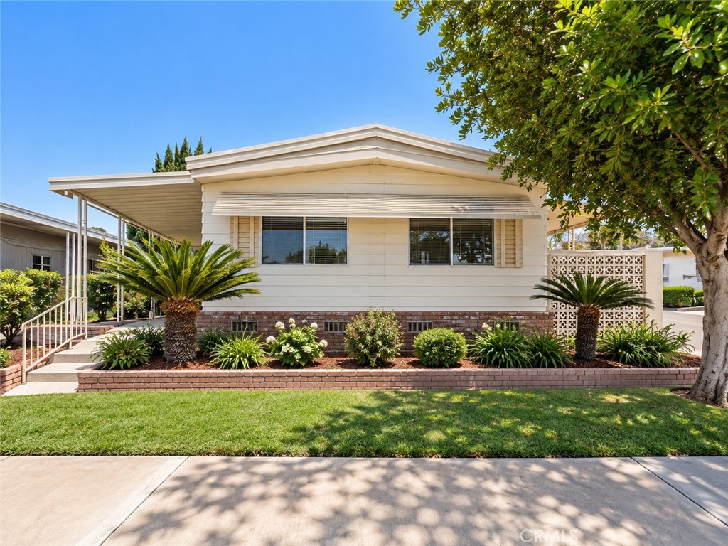 16966 Lake Knoll, Yorba Linda CA 92886 - photo 3
