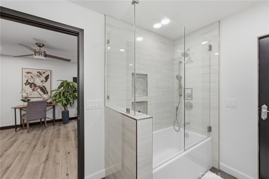 Tub/shower combo - 17052 El Cajon Avenue, Yorba Linda CA 92886 - photo 36