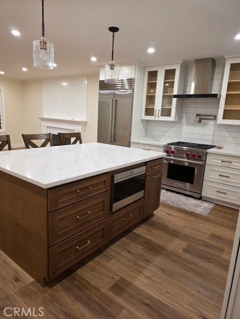 Kitchen Island - 17131 Cascades, Yorba Linda CA 92886 - photo 12