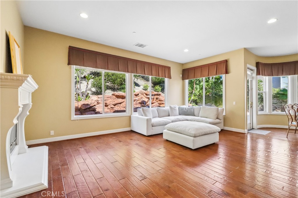 Living Room - 17218 Blue Spruce, Yorba Linda CA 92886 - photo 29