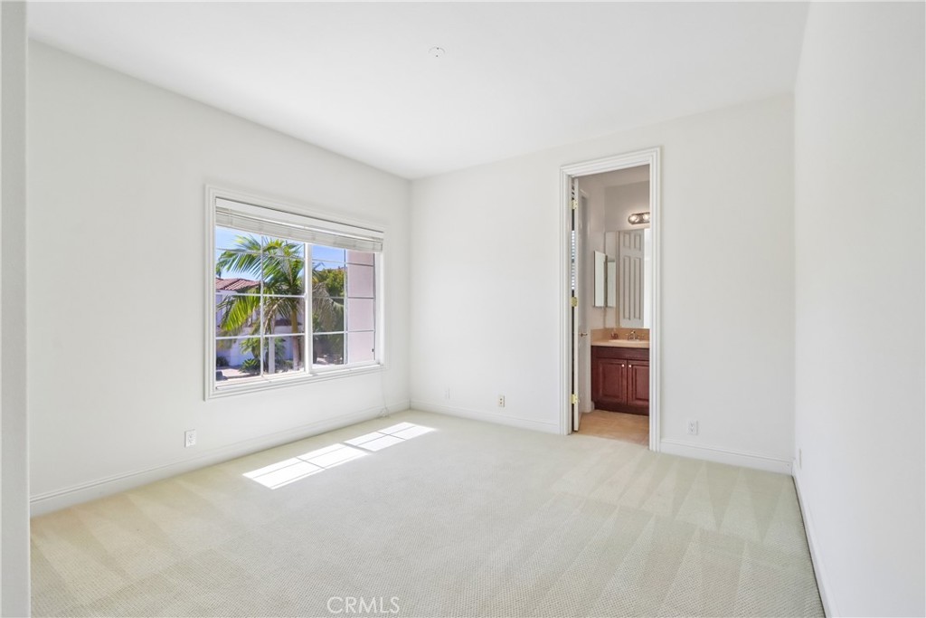 2nd floor room #2 and Jack & Jill bathroom - 17218 Blue Spruce, Yorba Linda CA 92886 - photo 39